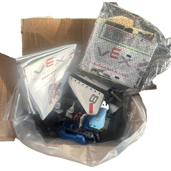 Vex Robotics Lot of 3 - Command Base , Explorer Rover  & Astronaut Parts - Picture 4 of 7